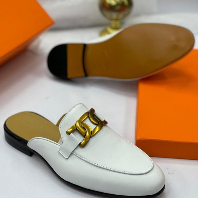 2025 bolsas de verano zapatos mueller de cabeza perezosa de hebilla metálica mitad zapatillas de hombre verano sin tacones zapatos de hombre