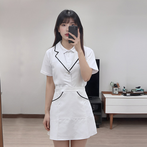 Summer breathable waterproof suit apron for hotel and restaurant, coffee influencer apron with embroidered logo