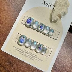 藍繡球原創爆閃藍色貓眼花卉顯白簡約精緻優雅短圓可拆卸穿戴甲