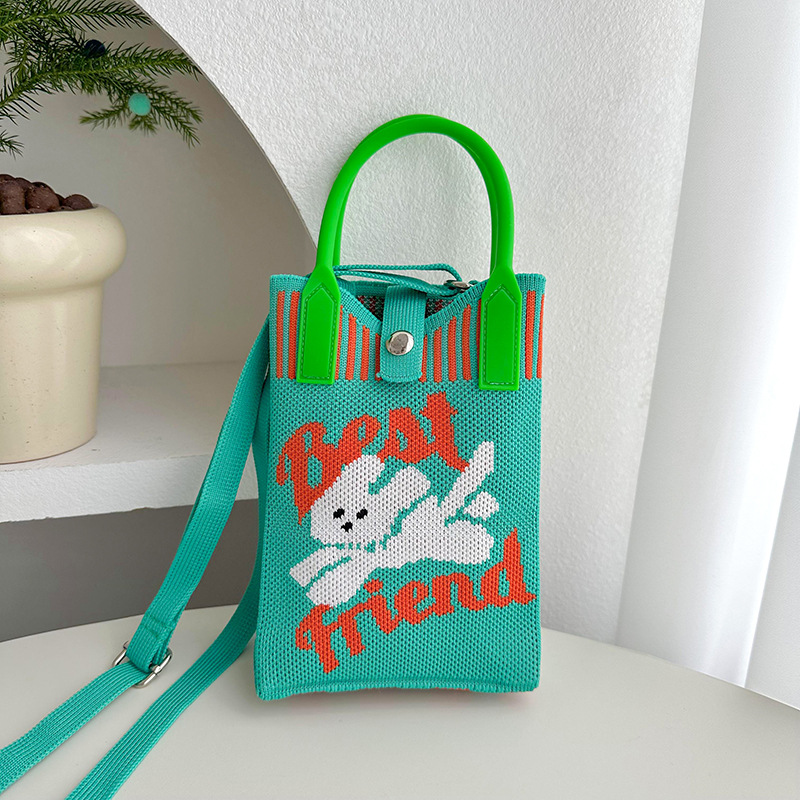 Conejo saltador verde