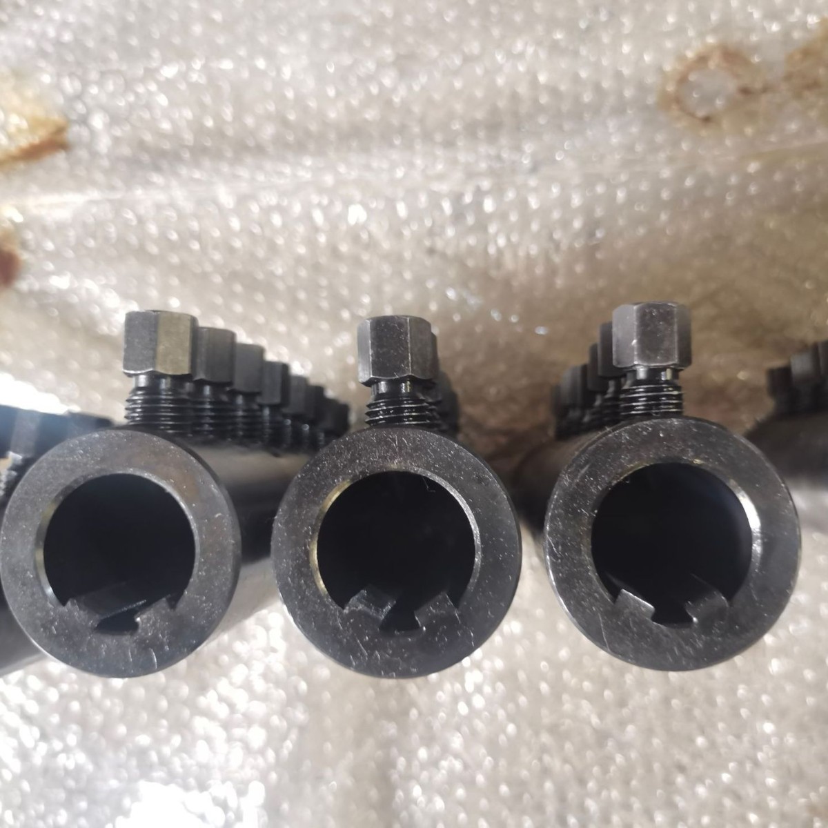 厂家供应 MBT钢筋连接器接驳器变径直螺纹钢筋套筒现货