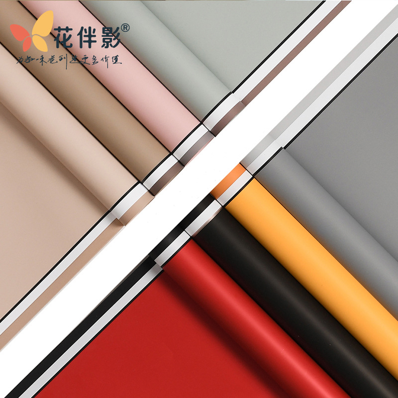 Oferta especial Papel Luoshang Papel de marco fotográfico con memoria Película de caramelo Serie de esmalte de punto de onda Papel de embalaje de flores Papel impermeable no tejido