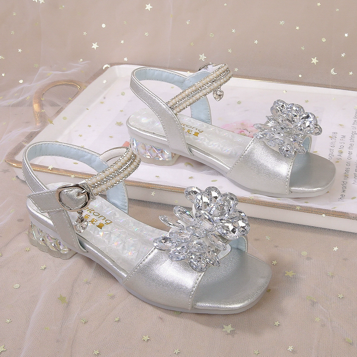 2025 Новые сандалии принцессы с кристаллами, детские сандалии с кристаллами, обувь для девочек, сандалии с камнями для малышек