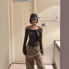 法式复古一字肩优雅条纹长袖t恤女早秋休闲百搭修身气质显瘦上衣
