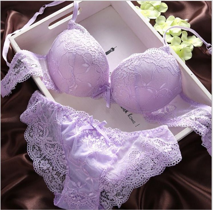Lace bra set European and American style underwear sexy deep V lace Japanese gathered bra set Wholesale