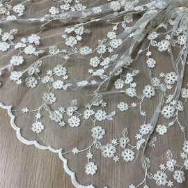 网纱蕾丝绣花布刺绣花朵网布花边婚纱女装面料embroidery fabric