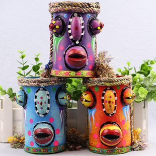Wholesale Yunnan ethnic style characteristic ornaments handmade Dongba graffiti painting practical swallow mouth office learning pen holder