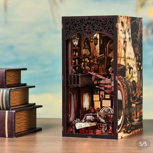 Handmade DIY Cabin House Miniature Scene Toy Model Ornaments Assembled Creative Gifts for Boys