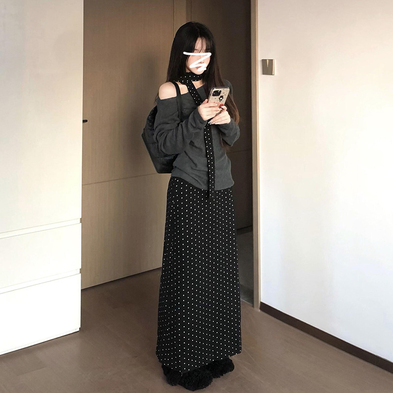 One-Shoulder Knitted Suit Dress for Women 2025 New Early Autum Korean Style Long Skirt with Elegant and High-End Style