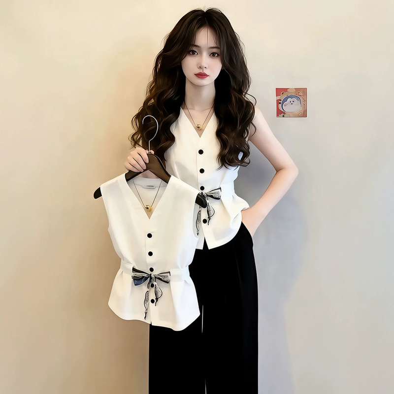 French-Style V-Neck Sleeveless Shirt with Bow Belt for Women 2026 Summer New Style Single-Breasted Top A12166 French-Style V-Neck Sleeveless Shirt with Bow Belt for Women 2026 Summer New Style Single-Breasted Top A12166