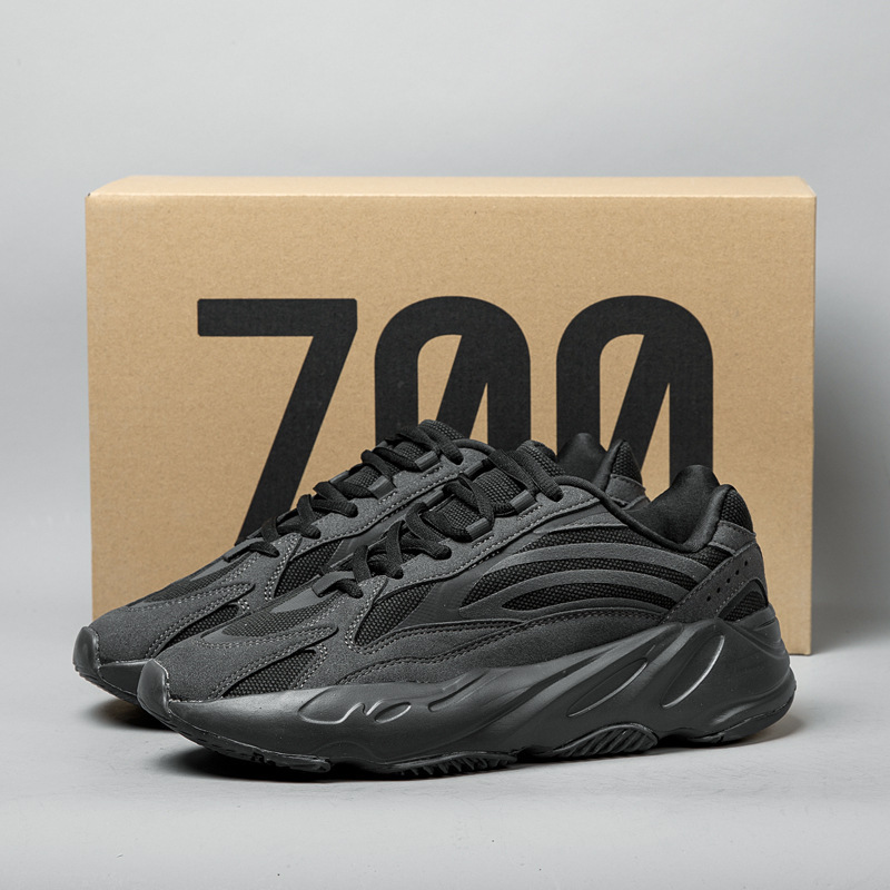 정말 폭발적인 700v2 블랙 소울