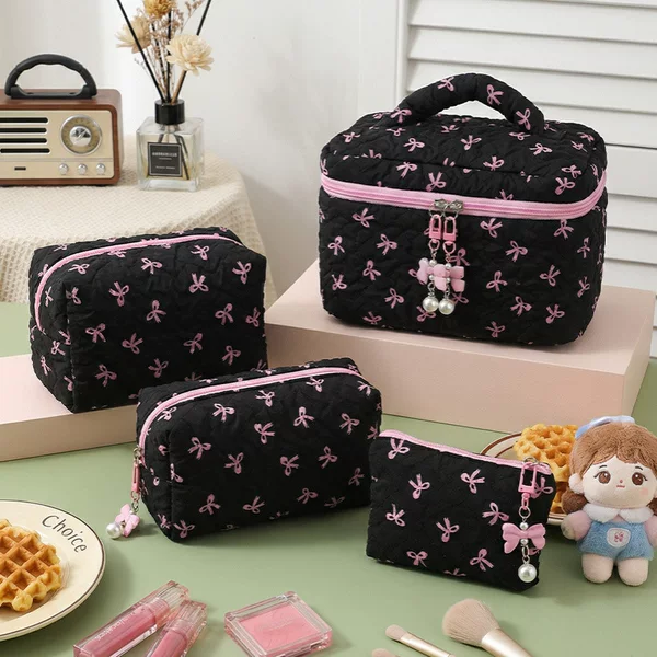 Bow-Tie Quilted Cosmetic Bag, Large Capacity, Partitioned, Portable Travel Toiletry Bag, Storage for Outings, Cross-Border Supply
