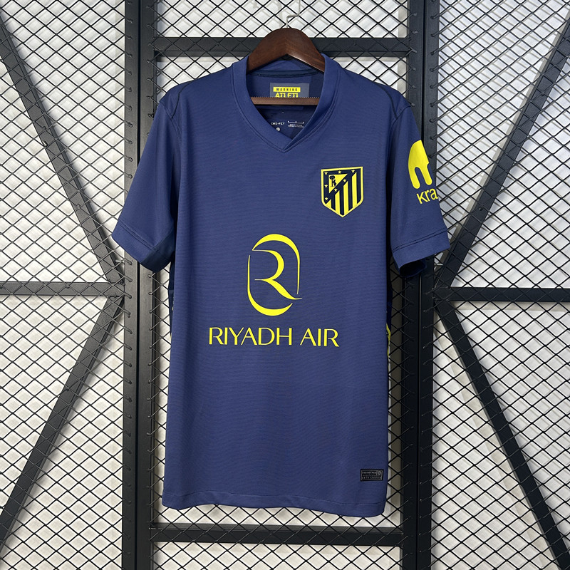 2025 temporada de fans de verano ropa deportiva de fútbol masculina fibra de poliéster transpirable ropa de secado rápido tres estándar completos