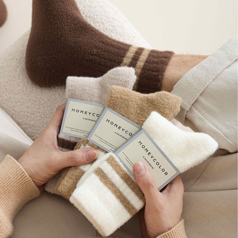 Men's Mid-Calf Socks with Thickened Fleece for Winter, Warm Fabric Label, Sleep Floor Maternity Fuzzy Long Socks