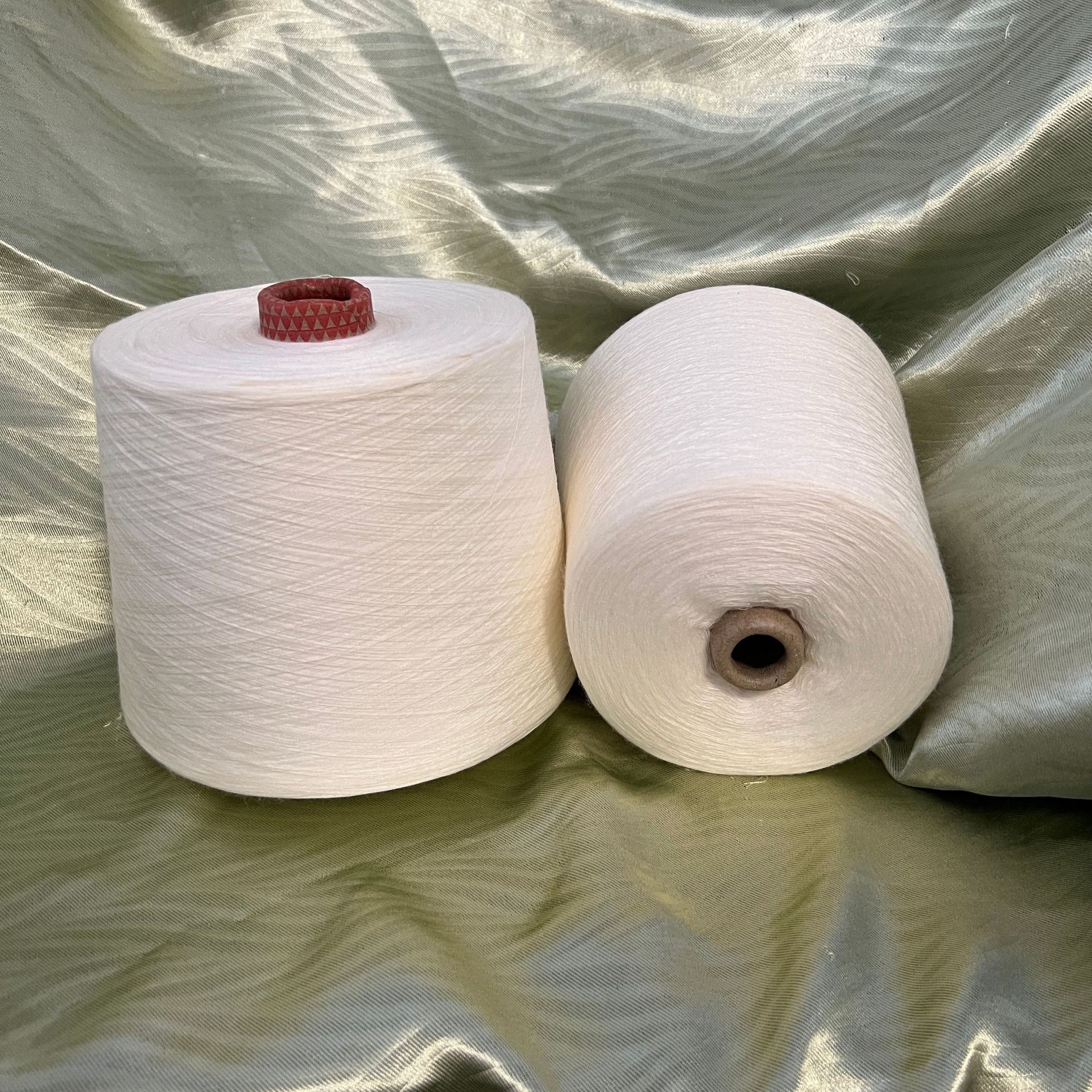 腈纶粘胶纱20支30支40支 环锭纺固体腈纶AR50/50 20S 30S 40S