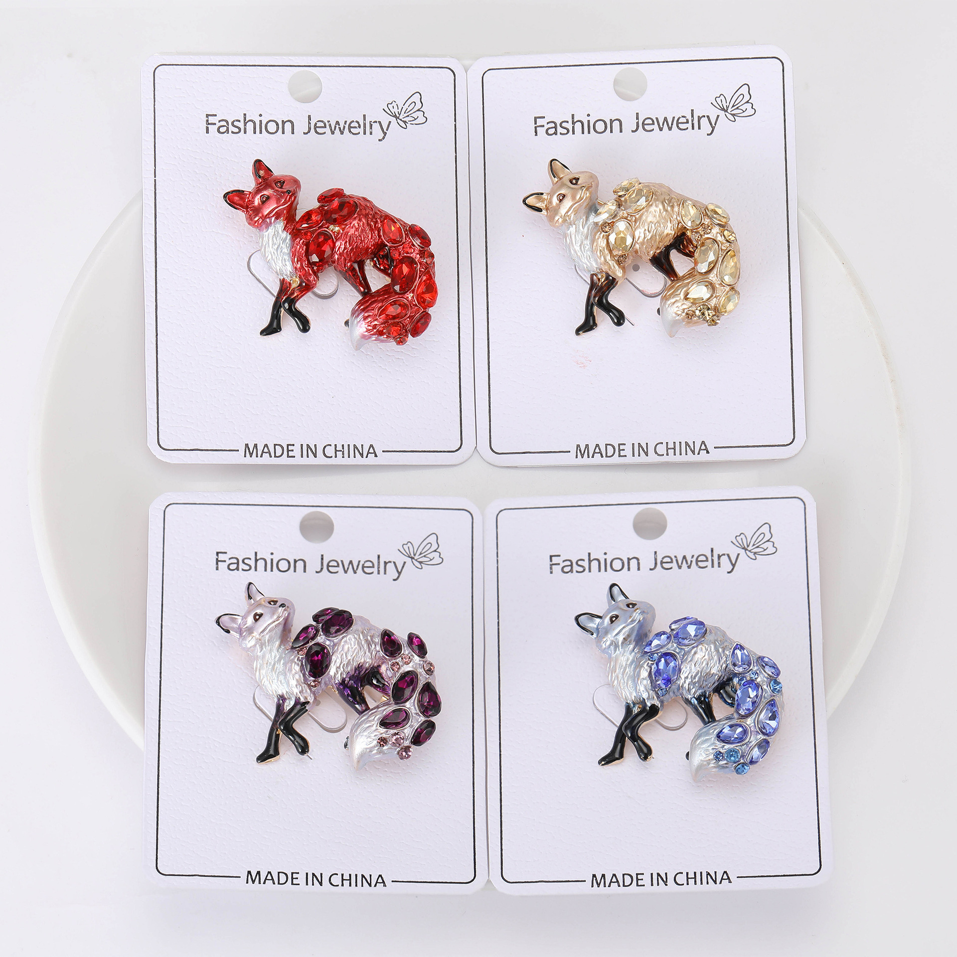 15g Weight Brooches Classification Holiday, Banquet Occasion Alloy Material Fox Pattern Women's Gender Casual, Elegant, Lady Style Casual Elegant Lady Pin Fox Alloy Women's Brooches 1
