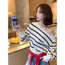 法式撞色条纹一字肩套头毛衣女秋冬明星同款斜肩修身短款针织上衣