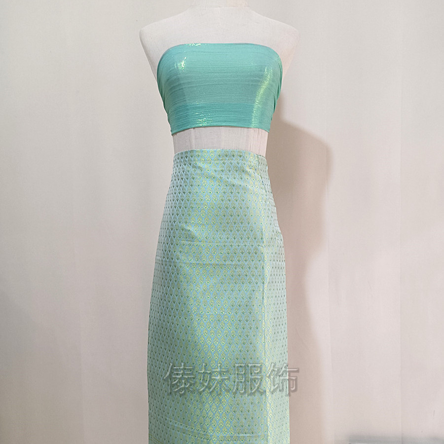A3 light green skirt two-piece set only includes breast-wrap skirt