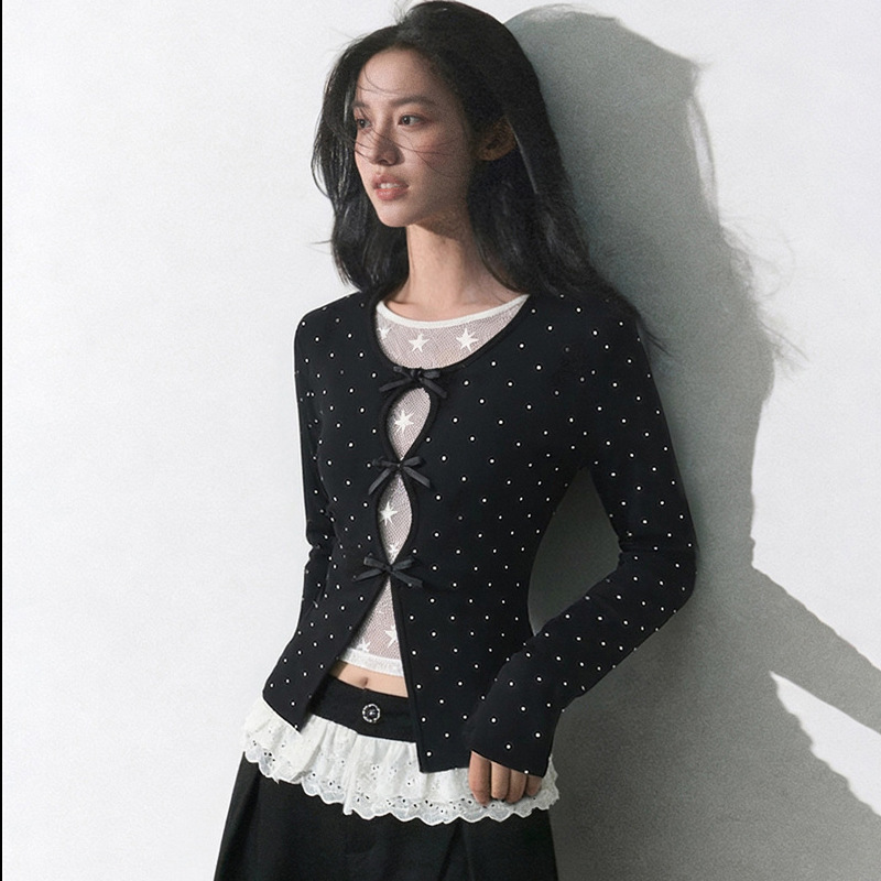 Black Faux Two-Piece Polka Dot Long-Sleeve T-Shirt for Women, Spring 2026 New Style, Slim Fit Hollow Lace Top