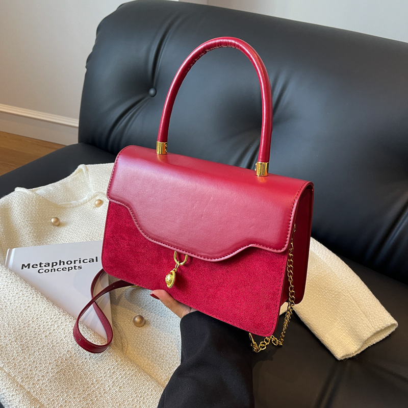 Borsa da sposa retrò in velluto rosso per donna 2024 nuova borsa da sposa piccola quadrata portatile a tracolla borsa da sposa portatile di alta qualità_voghion.com