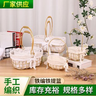 Metal wrought iron flowerpot lined with portable ornaments flower arrangement art flower stand pastoral gift full moon candy basket