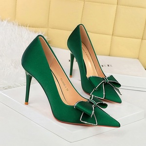 3265-H37 Banquet Fashion Korean Edition High Heels Slim Heels Women's Shoes Shallow Mouth Pointed Water Diamond Bow