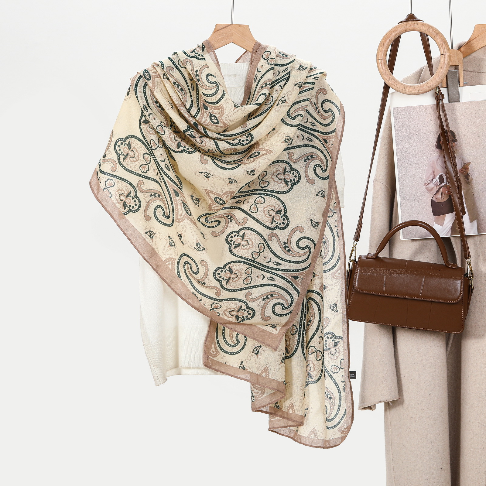 Retro scarf