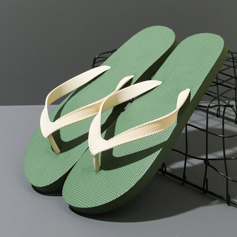 Verano nuevo tipo de slippers hombre moda moda versátil zapatillas para hombres pareja al aire libre sandalias para usar al aire libre