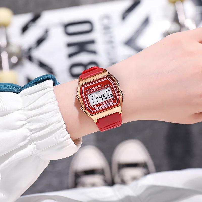 Comercio exterior Venta caliente de plástico galvanoplastia F91 reloj despertador reloj electrónico campus estudiante reloj de sincronización A10055 plástico azúcar