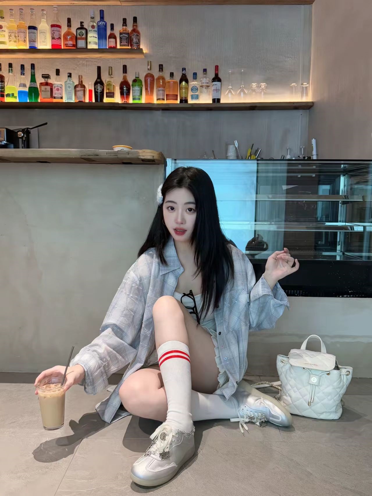 现货韩系甜美长袖格纹衬衫女设计感宽松慵懒风上衣开衫薄外批发