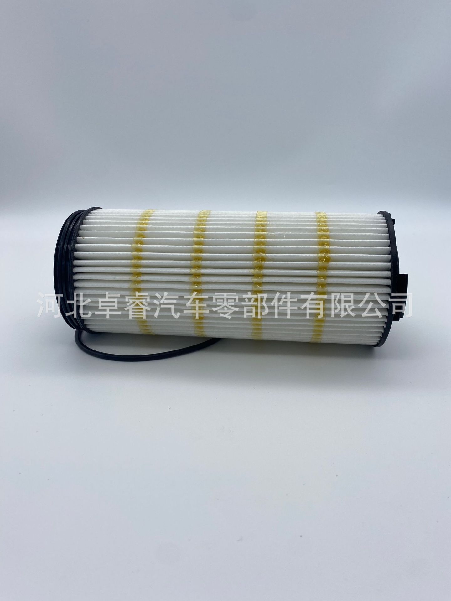 In-Stock Supply of 801000-1012240A Yuchai National Vi Oil Filter Element Suitable for Various Trucks and Vans