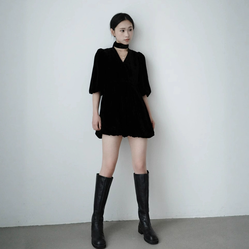 Сухие журавли осенние и зимние новые ленивые модные бархатные платья с тонкой талией