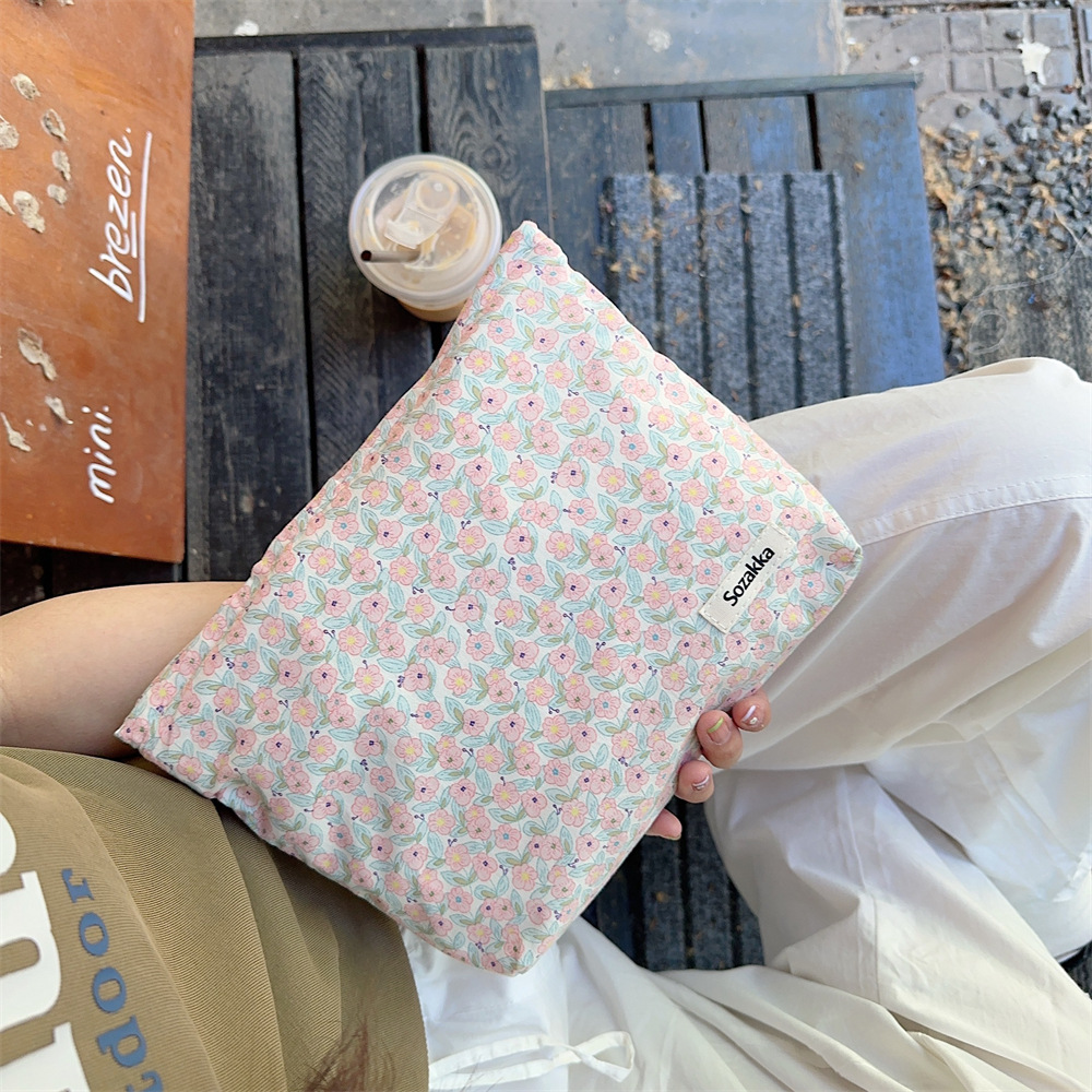 3432 ins Niche floral makeup bag, lotion and skin care product storage bag, portable large-capacity inner liner bag for women undefined