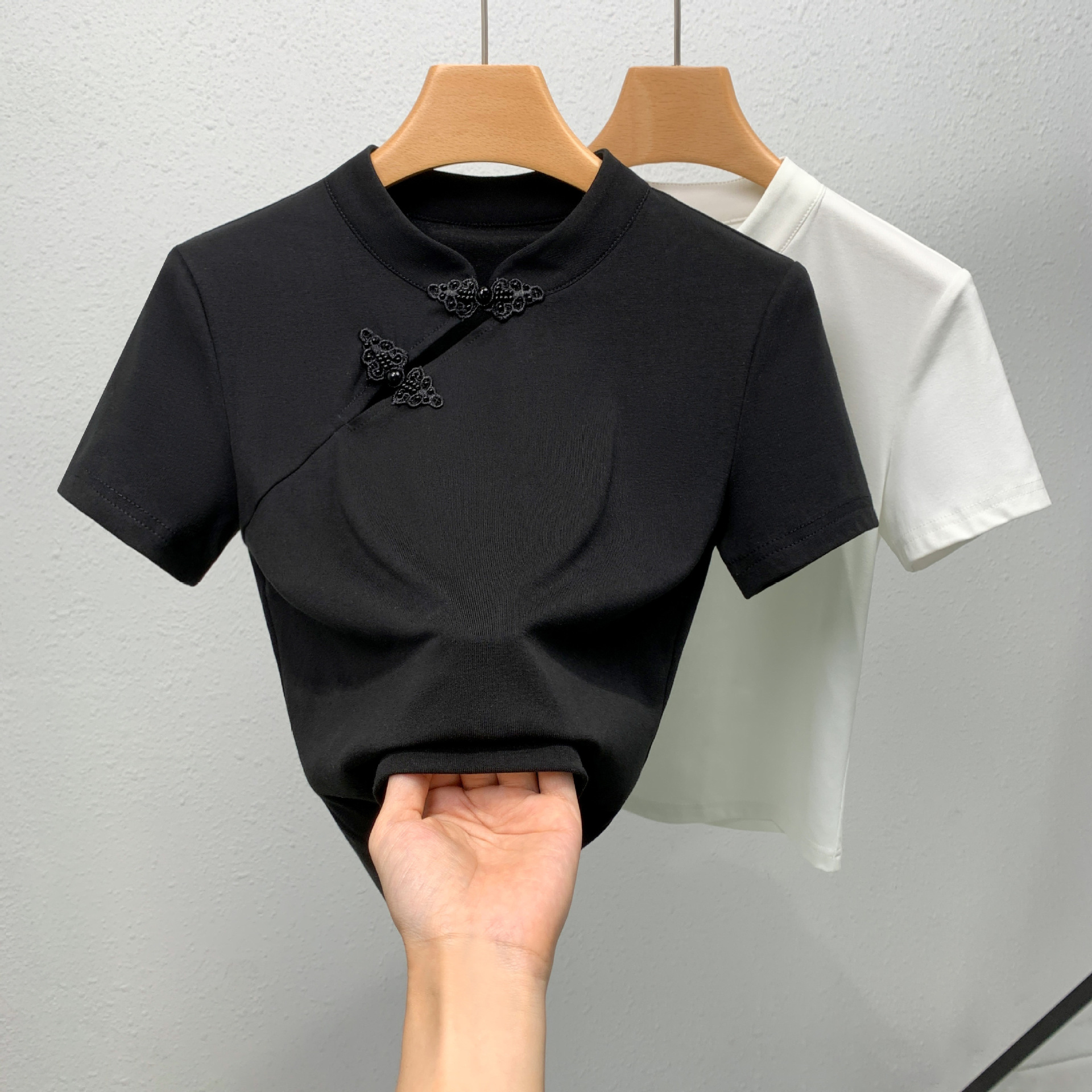 2025 camiseta de manga corta de mujer nueva ropa de mujer verano retro cuello de algodón sólido camiseta de abrazadera de estilo antiguo collar image 2