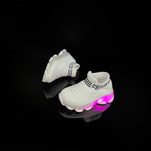 Boys and girls fly knit sports socks and shoes with LED lights for summer new style breathable elastic slip-on children's shoes