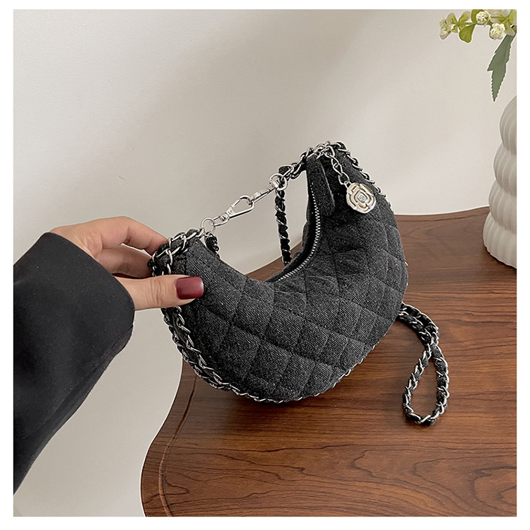 Women's Crossbody Bag With Diamond Chain And Denim Crescent Design_voghion.com