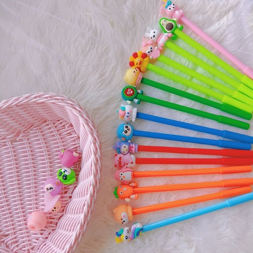 Cartoon cute unisex pen for students, 0.5mm black writing exam study stationery signature pen wholesale