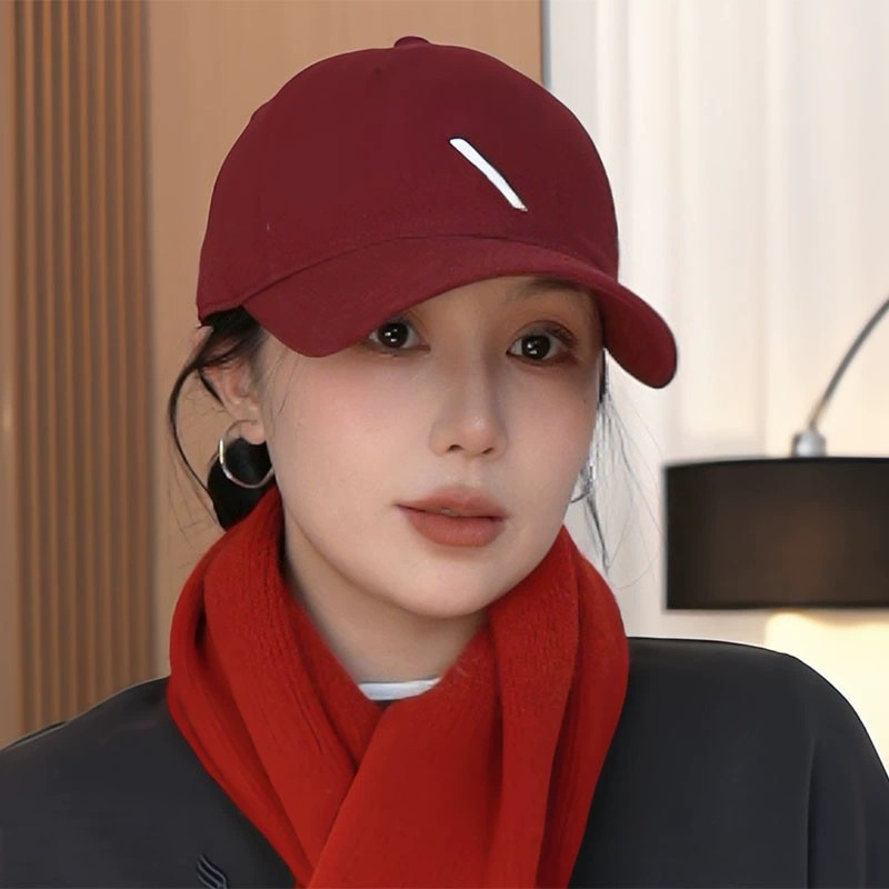 Casual coreano bordado barra barra barra sombrero de béisbol para mujeres primavera versátil nuevo sombrero de boca de pato simple sombrero de sol