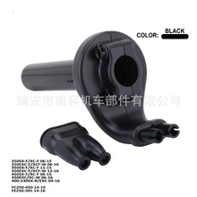 Ħ��܇���YZF250KTM��˹�߼{ԽҰ���b���T�D�Ѵ�Q�ʹ�Ť���ְ�