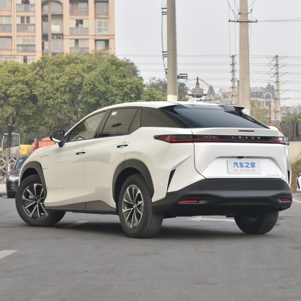 Adecuado para 23 modelos de neumáticos y guardabarros para automóviles Lexus RZ, ventas transfronterizas, suministro para comercio exterior, dropshipping.