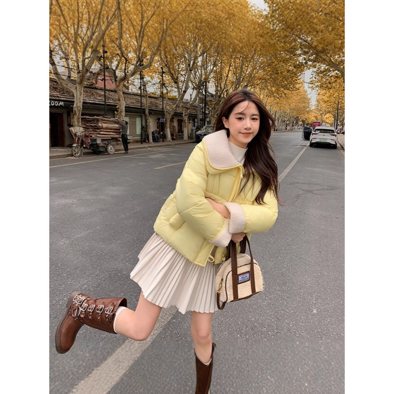 短款韩版女式糖果色减龄小个子2025冬季牛角扣大翻领短款羽绒棉衣