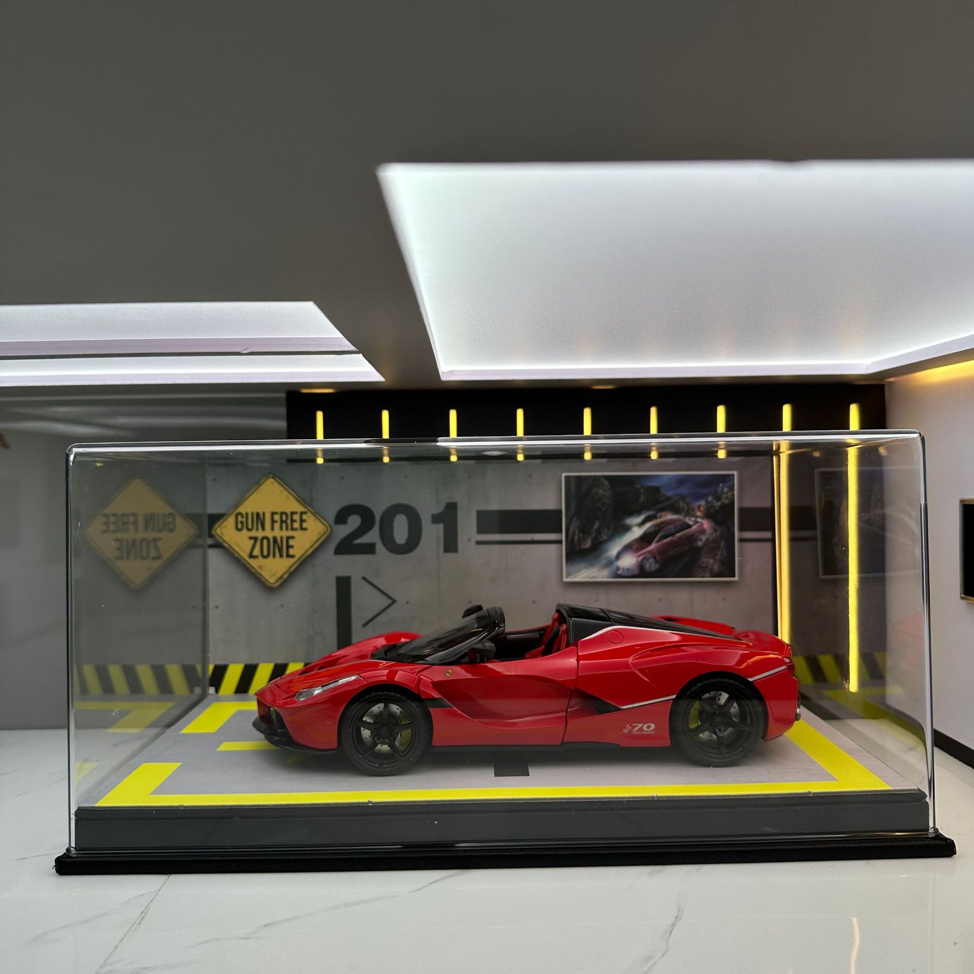 Aleación de coche modelo de coche colección de acrílico cubierta de polvo de grado adecuado para 1:24 escala modelo de coche decoración pantalla