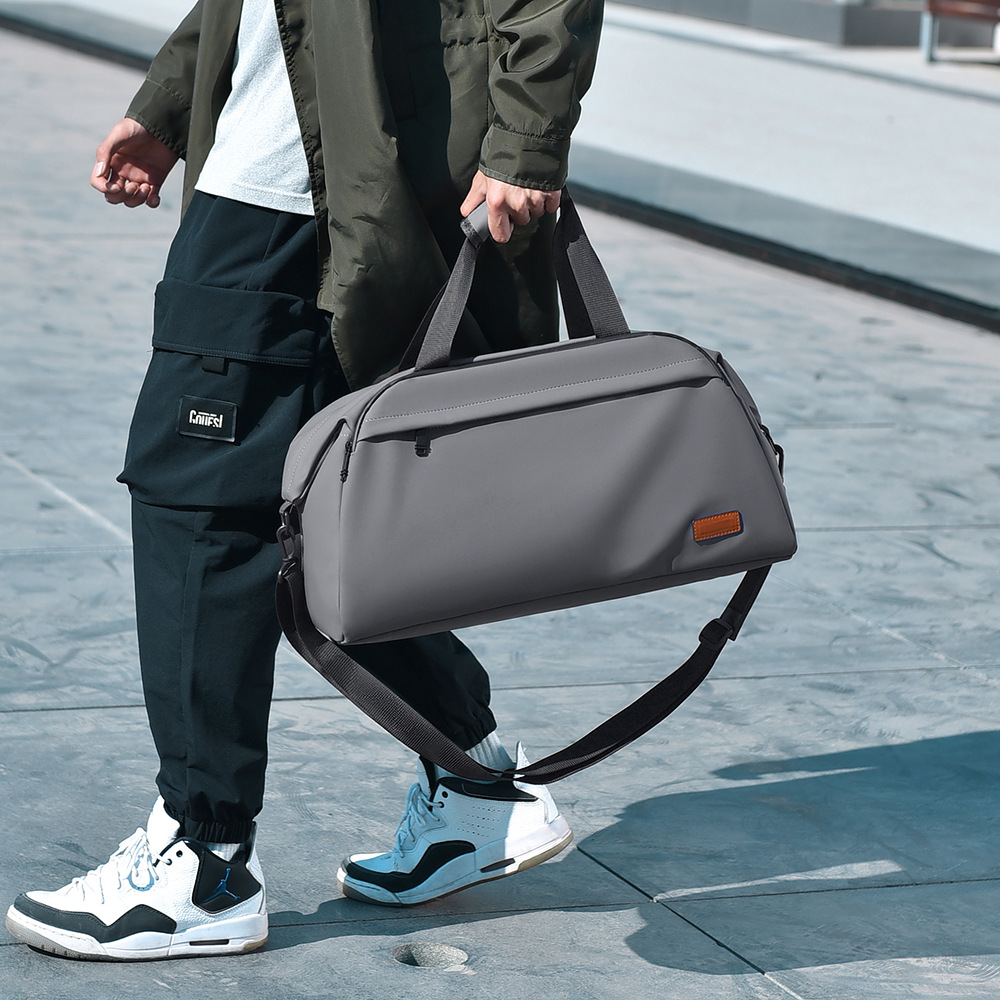 2025 bolsa de yoga de mensajero de un solo hombro bolsa de fitness deportiva de separación húmeda y seca bolsa de almacenamiento de ropa de viaje de negocios de gran capacidad