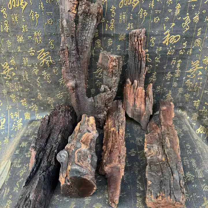 龍虎山旺年松雷打棗木原料天然木材雷晶は装飾品の台座工芸品を作ることができます。|undefined