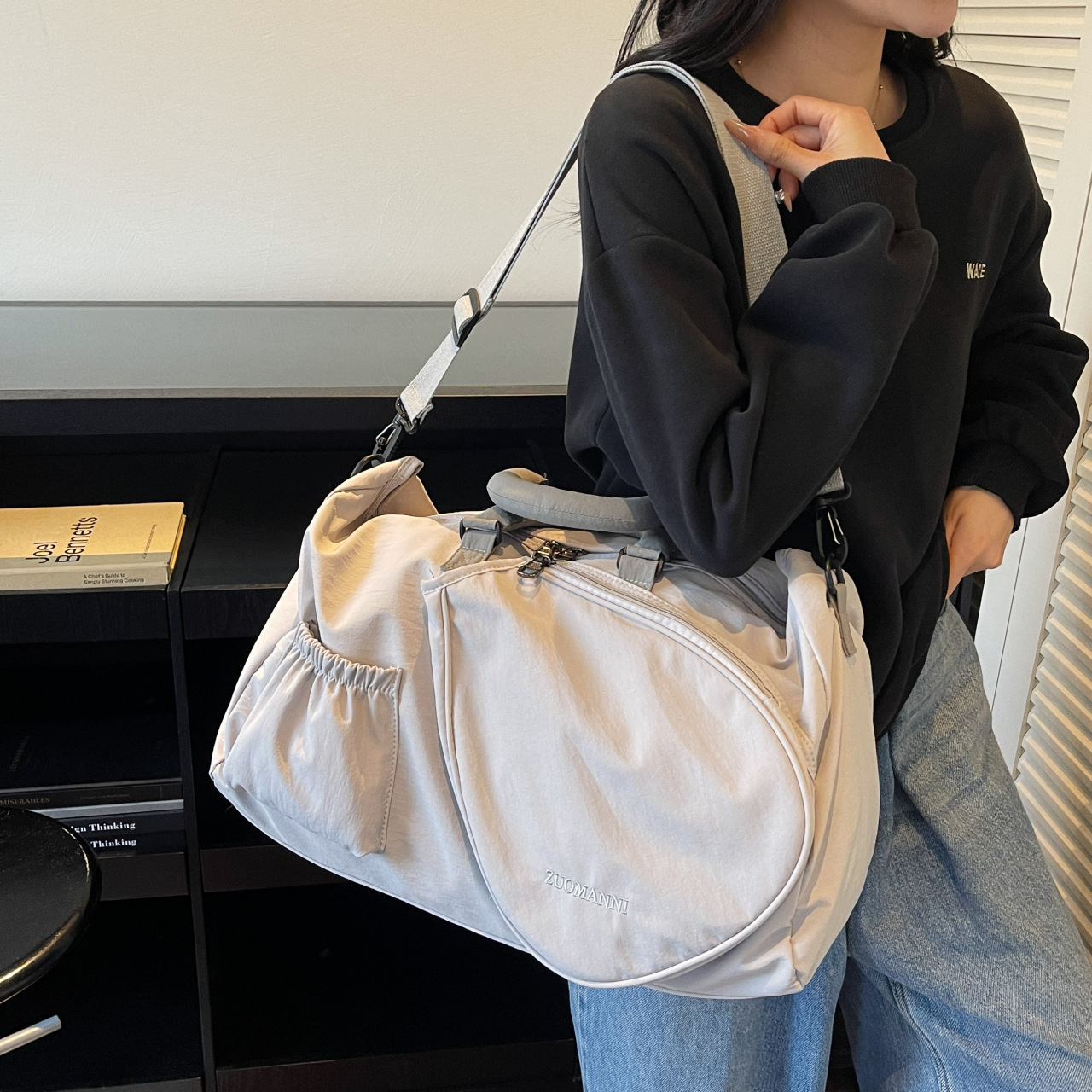 羽毛球拍包大容量女款斜挎包运动装衣服网球包 男手提运动健身包