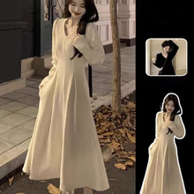 法式感长袖连衣裙子女秋冬季2025新款气质绝美超好看收腰长裙