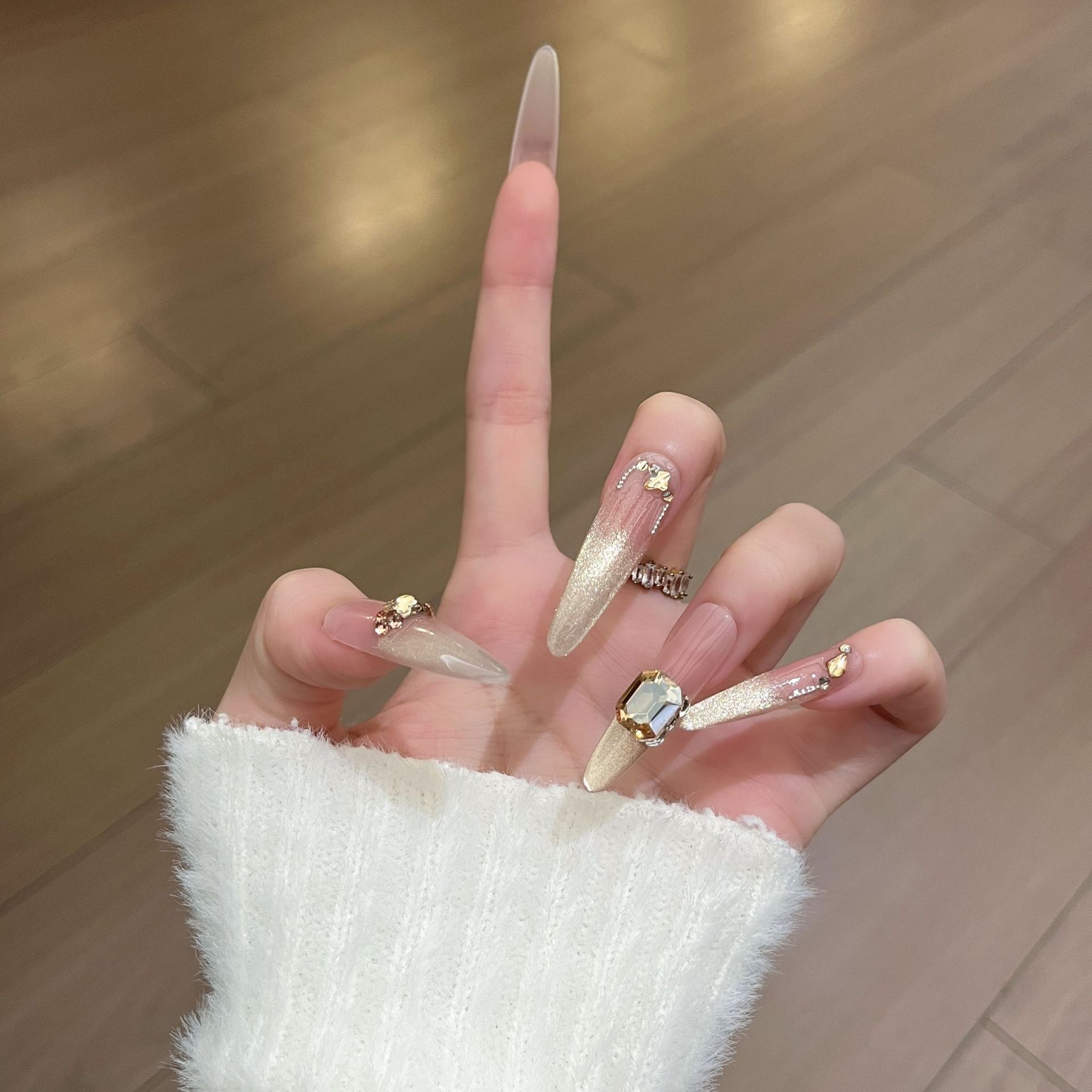 Manos de uso de uñas brillante oro ojo de gato puro para blanquear parche de uñas de alta calidad parche de uñas largo