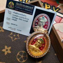 泰牌  2560年二哥丰 阿赞苏斌正品带卡泰国佛系牌吊坠