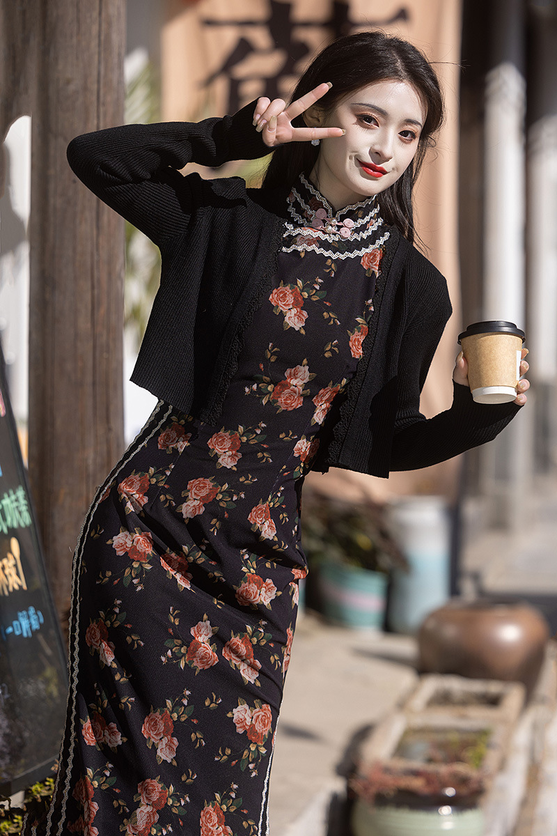 希少　【入手困難】チャイナジャケット　ラビットファー　シルク　高級感　個性派 希少 【入手困難】チャイナジャケット ラビットファー シルク