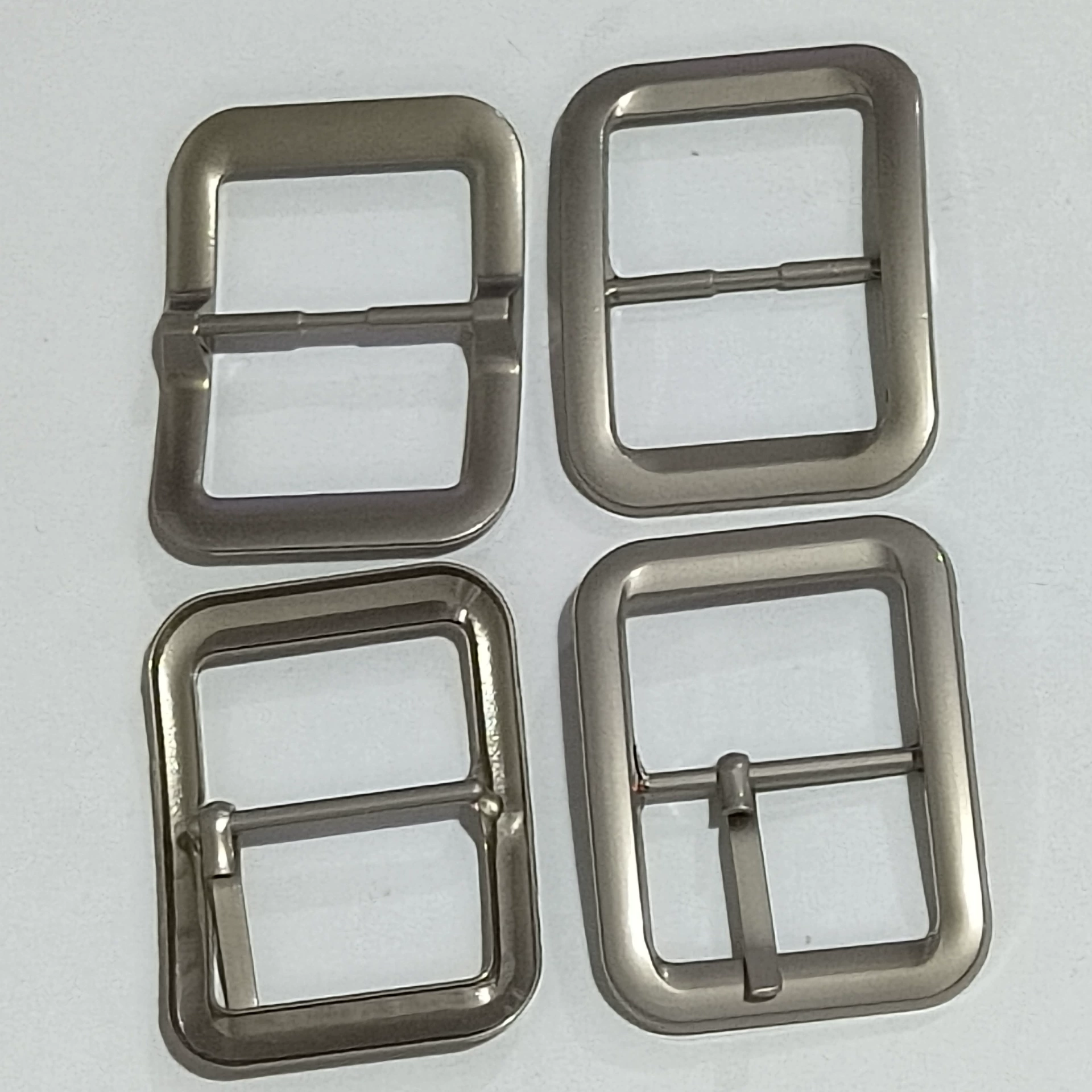 Заводская прямая поставка оптом цинковых D-образных пряжок с гальваническим покрытием для сумок, аксессуаров для одежды и ремней.